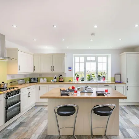 3 Bed In Bridlington 56248 Holiday home Weaverthorpe